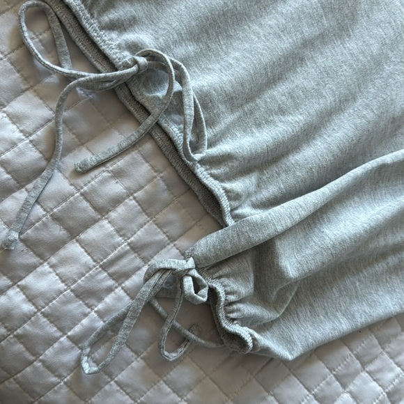 Ladies long sleeve crop top - Picture 2 of 4